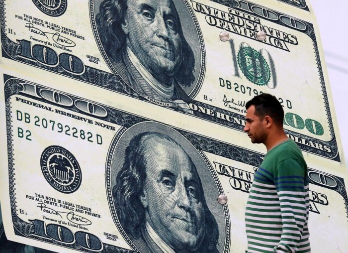       Reuters:    “Şatdaun dolları silkələyib”   