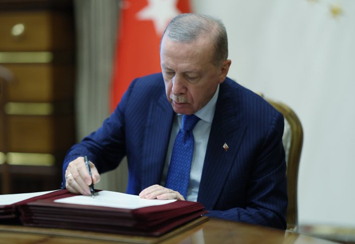    Türkiyə İrana qarşı  sanksiyalara qoşulub   