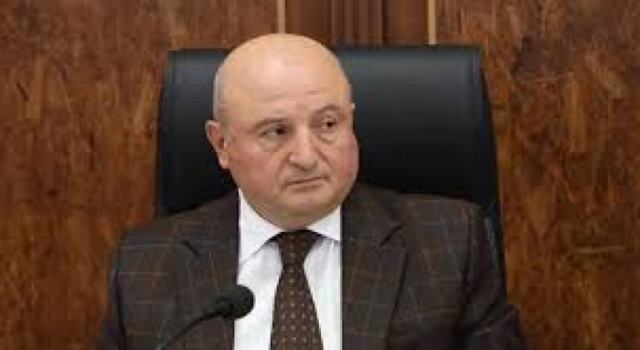 Gümrünün meri korrupsiyada ittiham olunur 