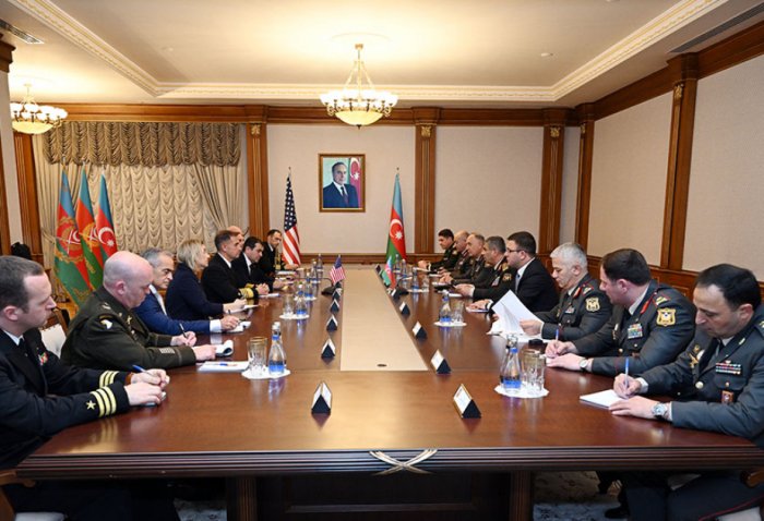 Azerbaijan&rsquo;s Minister of Defense meets with Commander of U.S. Central Command
