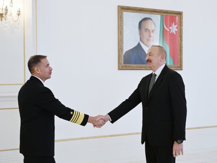 President Ilham Aliyev received Commander of the US Central Command