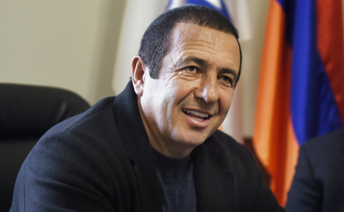    Tsarukyan Paşinyana qarşı ittifaq yaradır   