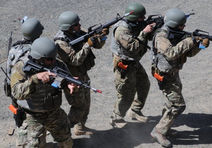    ABŞ Venesuelada hərbi əməliyyatlara başlaya bilər    