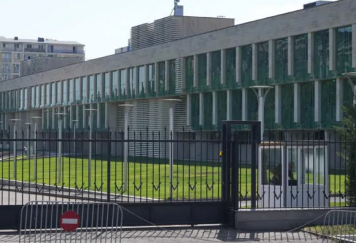    Gürcüstana    çevriliş üçün silah gətirən    dəstə yaxalanıb   
