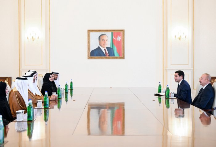    Prezident İlham Əliyev BƏƏ-nin Federal Milli Şurasının sədrini qəbul edib    