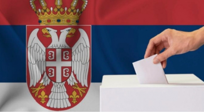 Vuçiç növbədənkənar parlament seçkilərinə razılıq verib  

