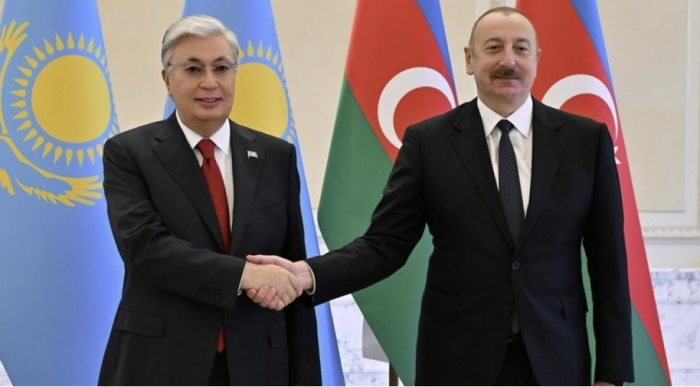    Qazaxıstan Prezidenti Azərbaycan dövlət başçısını təbrik edib  
   