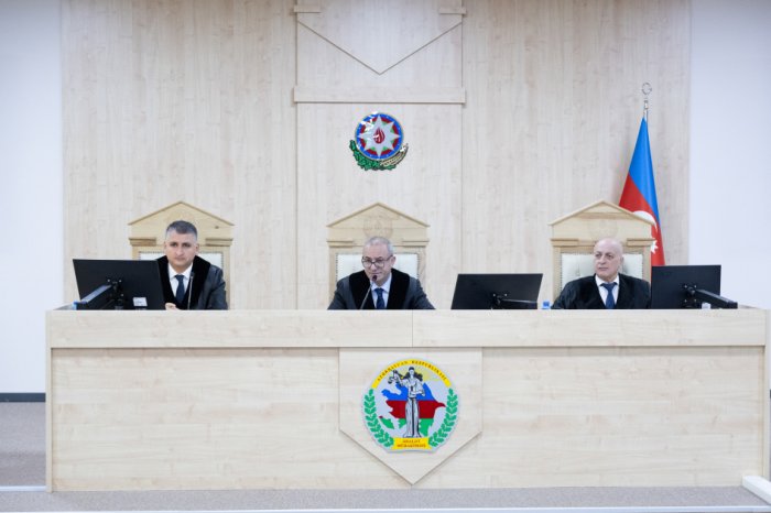   En el juicio se presentaron pruebas relacionadas con Arayik Harutyunyan, Levon Mnatsakanyan, Bako Sahakyan, David Manukyan y Arkadi Gukasyan  