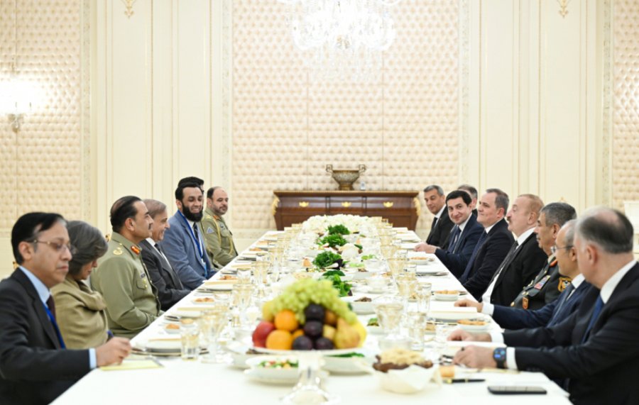   President Ilham Aliyev and Prime Minister of Pakistan had joint dinner  