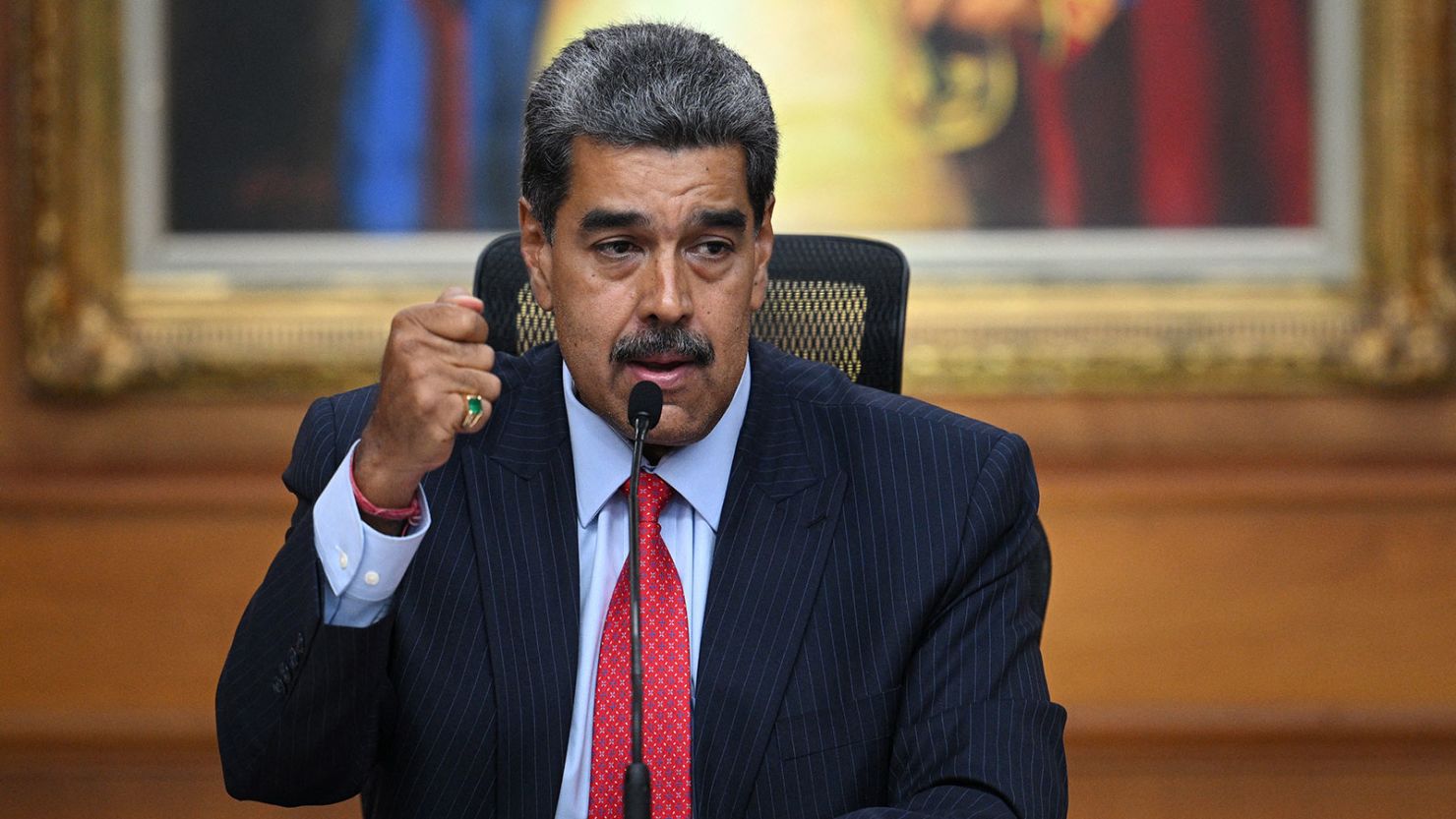 Venezuelan president calls on American people to prevent war in Latin America