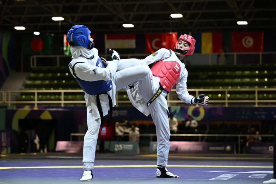 Azerbaijani taekwondo athlete grabs silver medal at 6th Islamic Solidarity Games
