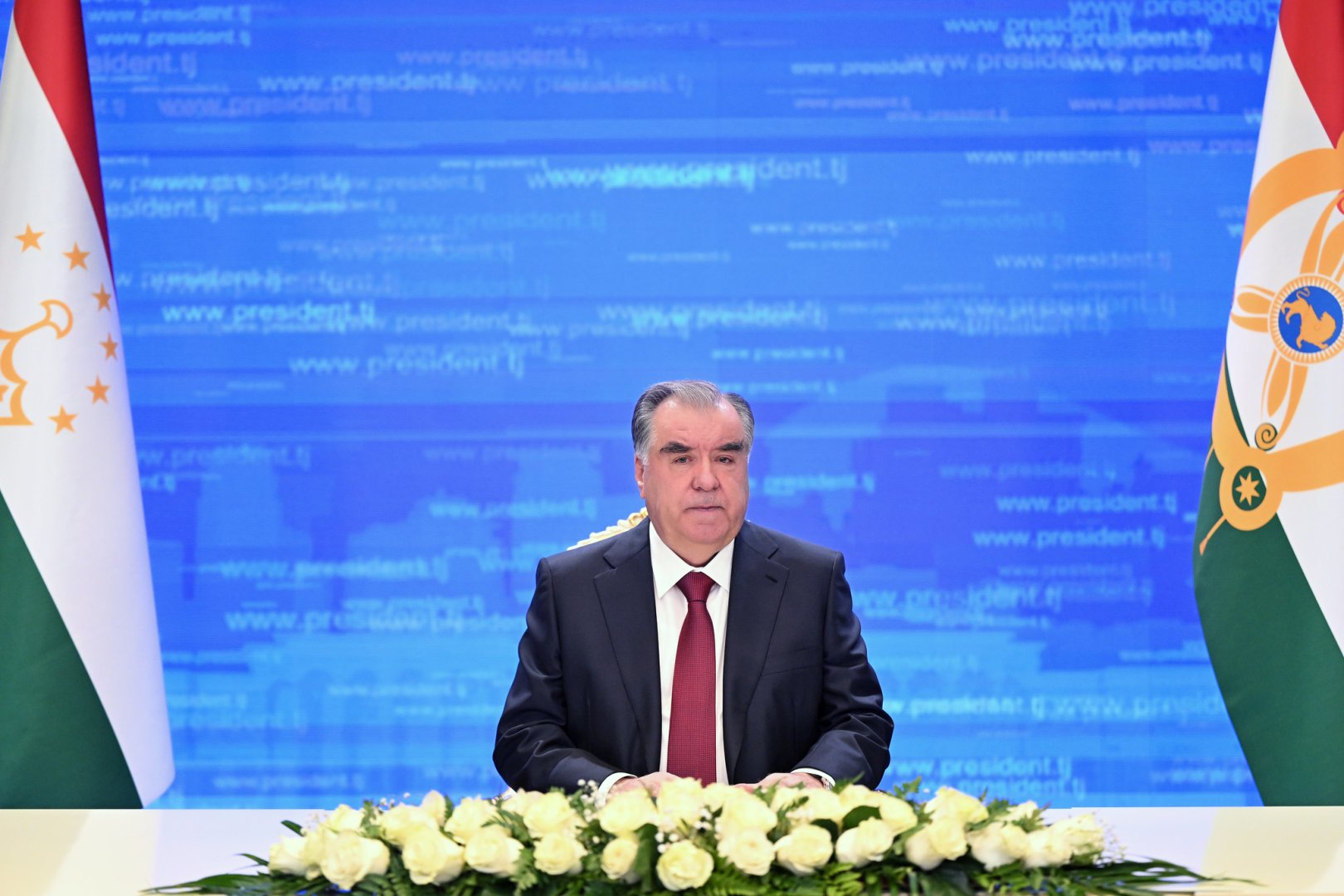   Tadschikistan gratuliert Ilham Aliyev zum Beitritt Aserbaidschans zum Zentralasiatischen Konsultativformat  