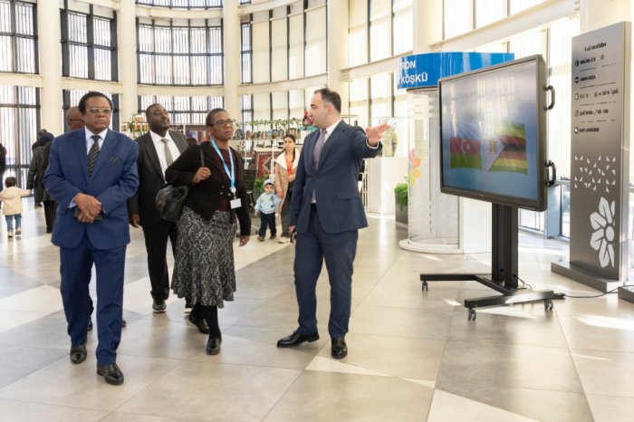 Ruandanın və Zimbabvenin rəsmiləri "ASAN xidmət"də  I FOTO 