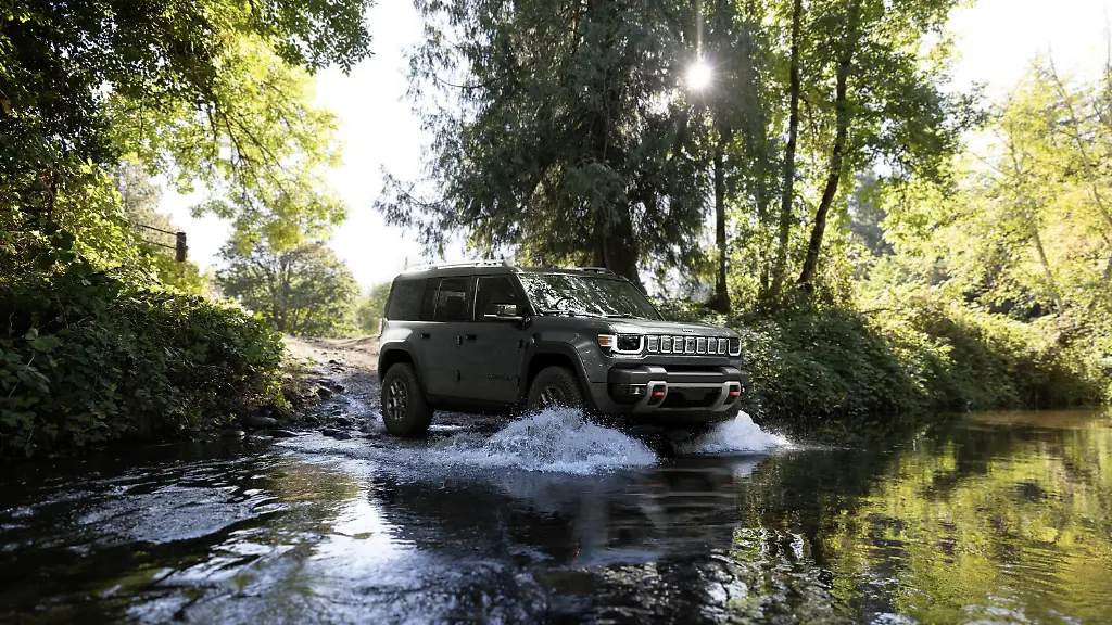   Jeep Recon kommt - mit der Lizenz zum Klettern  