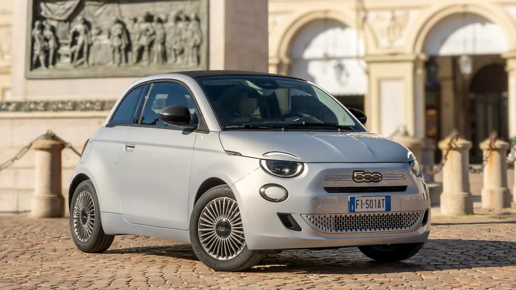   Erste Testrunde im neuen Benziner-Fiat-500 - alte Zeiten, neue Zeiten  