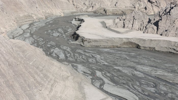 Tehran taps run dry as water crisis deepens across Iran