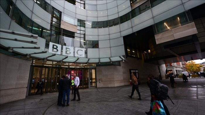 BBC apologizes to Trump, rejects demand for $1B compensation