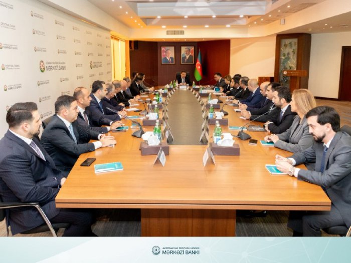 Azərbaycanda sığorta əhatəliliyinin artırılması müzakirə edilib  
