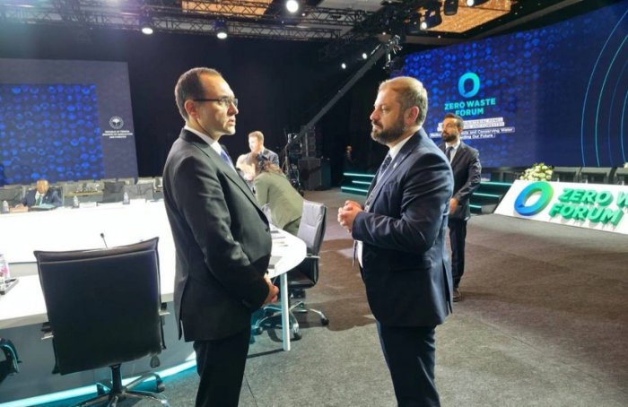   Papoyan traf sich in Istanbul mit dem Landwirtschaftsminister Aserbaidschans  