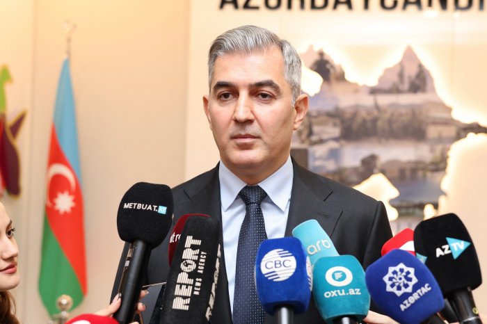    DMX rəisi Yüksəkixtisaslı Miqrant Portalının üstünlüklərini açıqlayıb   