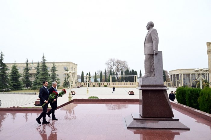Adil Kərimli Ağdamda vətəndaşları qəbul edib