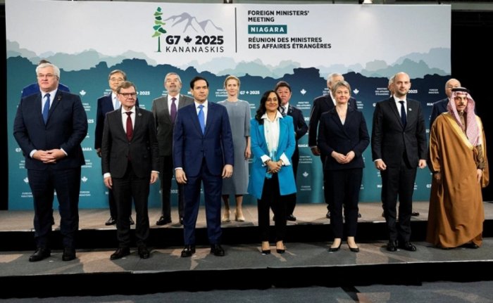       G7:    “Sərhədlər güc yolu ilə dəyişdirilə bilməz”   