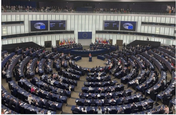 Avropa Parlamenti Ukrayna ilə bağlı yeni qətnamə qəbul edib  
