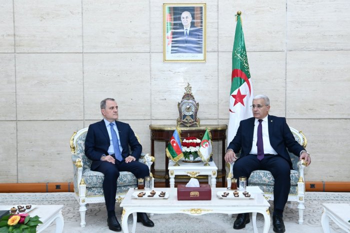    Ceyhun Bayramov Əlcəzair Xalq Milli Məclisinin sədri ilə görüşüb    