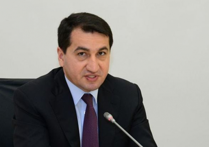       Hikmət Hacıyev:    "Mərkəzi Asiya ölkələri ilə tarixi əlaqələrimiz siyasi formata çevrilir"   