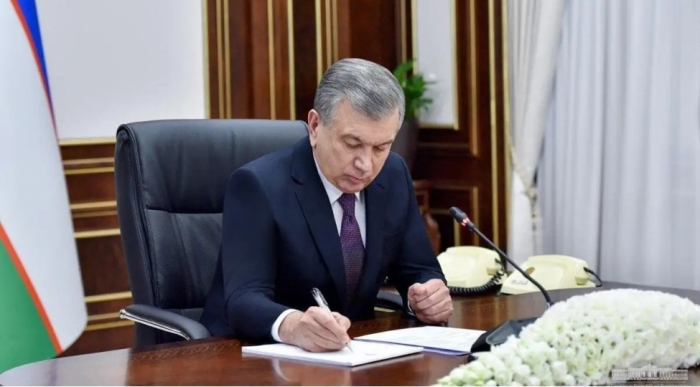 Şavkat Mirziyoyev 615 nəfəri əfv edib  
