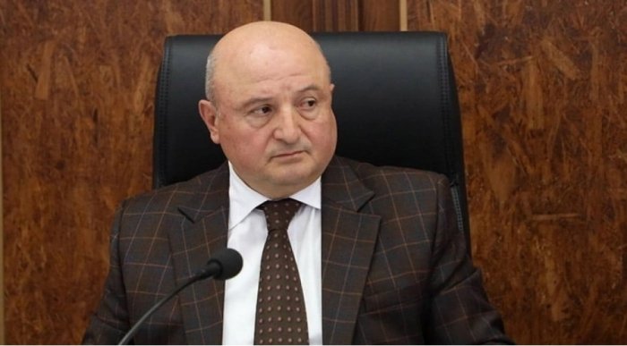 Gümrünün sabiq merinin həbs müddəti uzadılıb  
