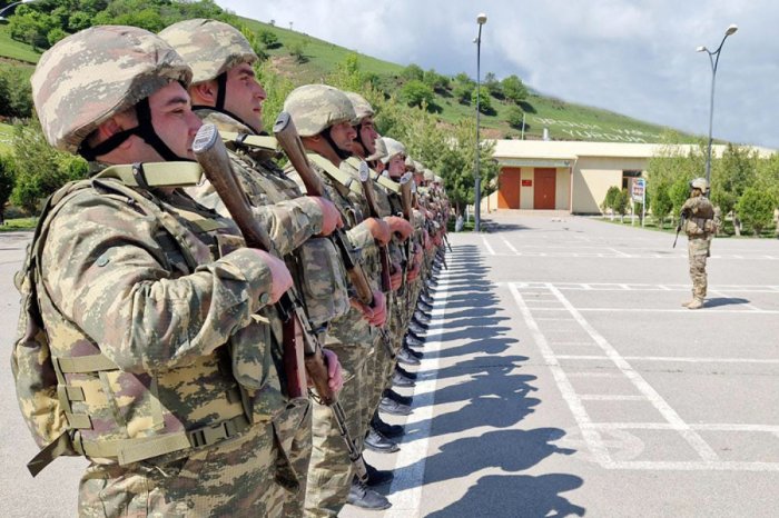    Zabitlərin dinc dövrdə xidmət müddəti azaldılır   