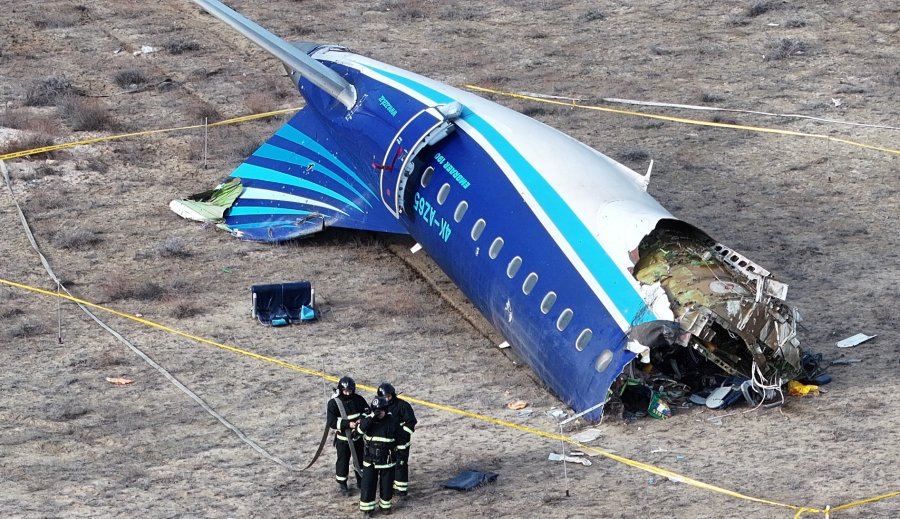   Kasachischer Vizepremier gibt Update zum Untersuchungsstand des AZAL-Flugzeugabsturzes  