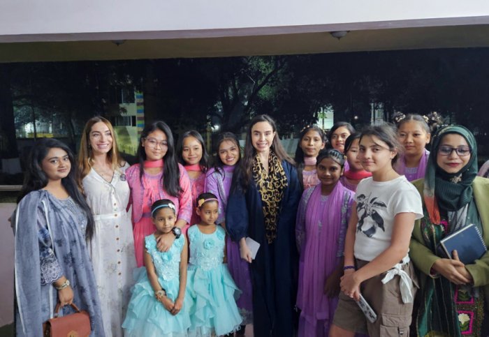  Leyla Aliyeva and Arzu Aliyeva visit orphanage in Dhaka 