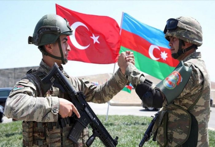 Azərbaycan ilə Türkiyə qarşılıqlı hərbi təhlükəsizliyi möhkəmləndirəcək  

