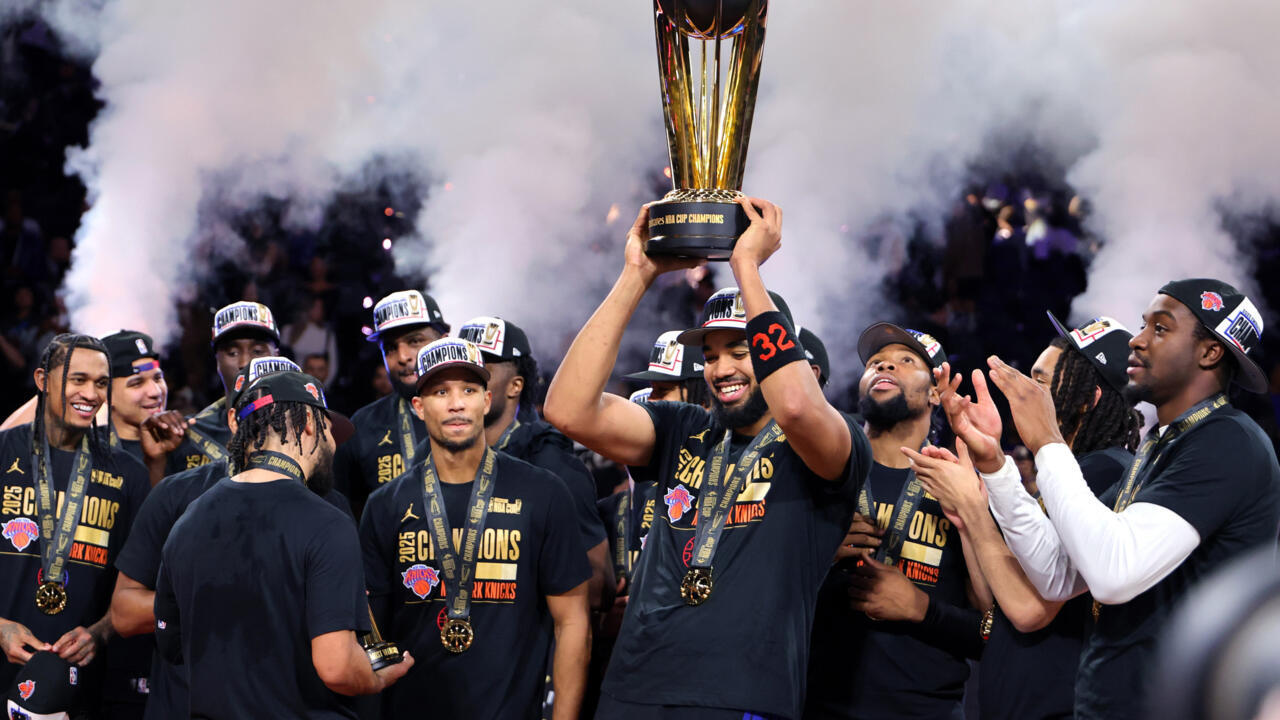 Knicks beat Spurs in NBA Cup final to end 52-year trophy drought