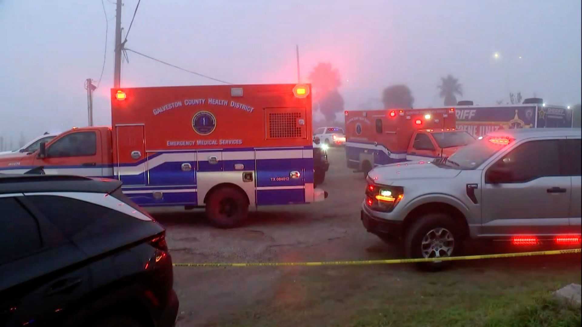 At least 5 killed after Mexican Navy plane crashes in Texas