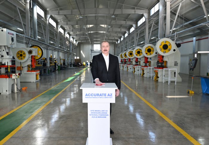 Une entreprise de fabrication de mobilier de bureau ouvre ses portes dans le district de Khodjaly