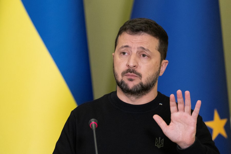 Ukraine eyes final peace deal with Trump envoys