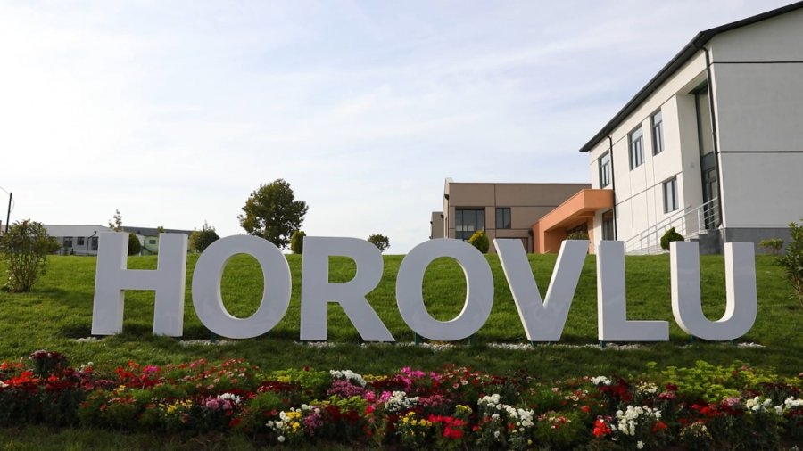   Nächste Gruppe ehemaliger Binnenvertriebener erhält Schlüssel zu Häusern in Horovlu, Aserbaidschan  