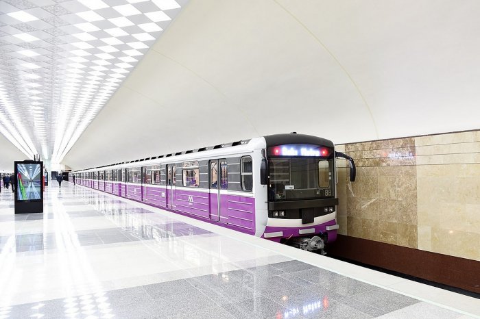 Metronun Bənövşəyi xəttində    yenilik   