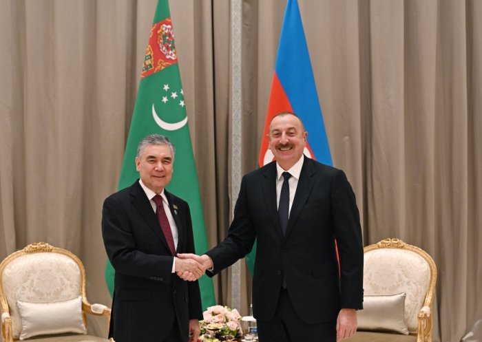   President Ilham Aliyev and Gurbanguly Berdimuhamedov hold phone talk  