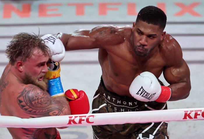 Anthony Joshua knocks out Jake Paul in 6th round to win heavyweight fight