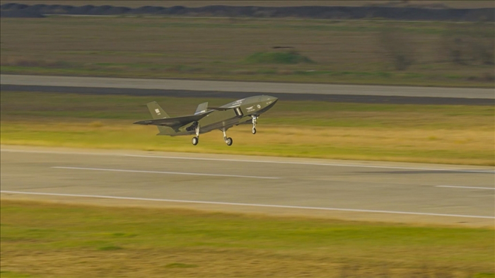   Turkish unmanned fighter KIZILELMA achieves world 1st autonomous close-formation flight  