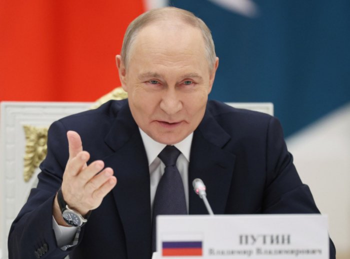 Putinlə “Birbaşa xətt” təxminən 5 saat davam edib