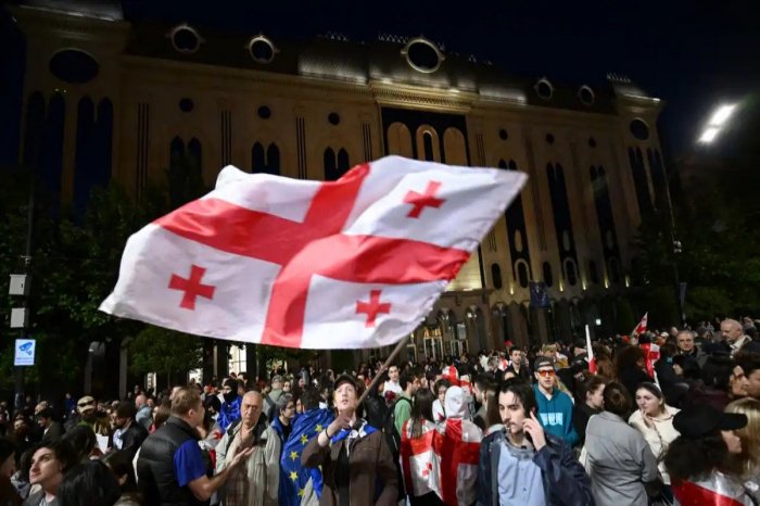 Tbilisidə etiraz yürüşləri qadağan edilib  
