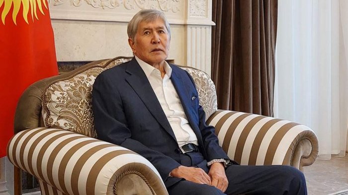 Atambayev bütün dövlət mükafatlarından məhrum olunub