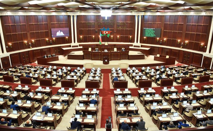 "Valideyn himayəsindən məhrum olmuş uşaq" anlayışı dəqiqləşdirilir