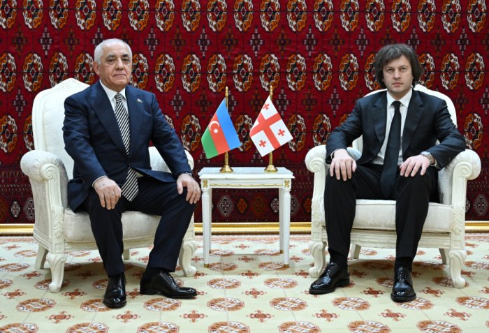 Azerbaijani PM meets Georgian counterpart in Ashgabat