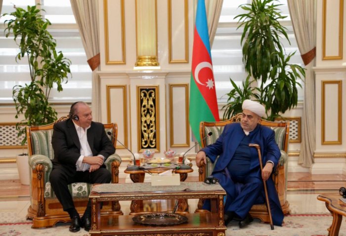 Chairman of Caucasus Muslims Board meets with President of Foundation for Ethnic Understanding